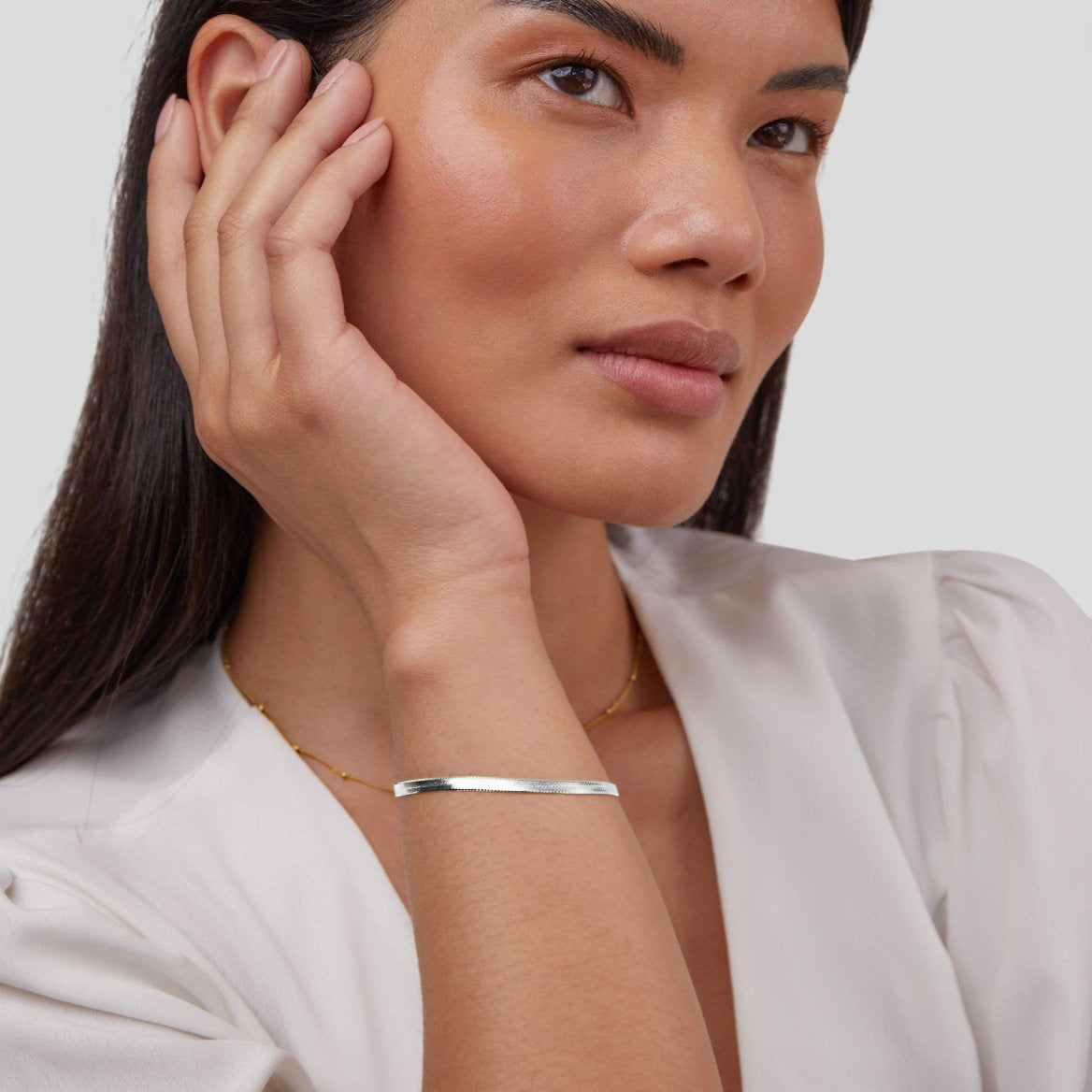 Pulsera de plata con cadena de eslabones de serpiente