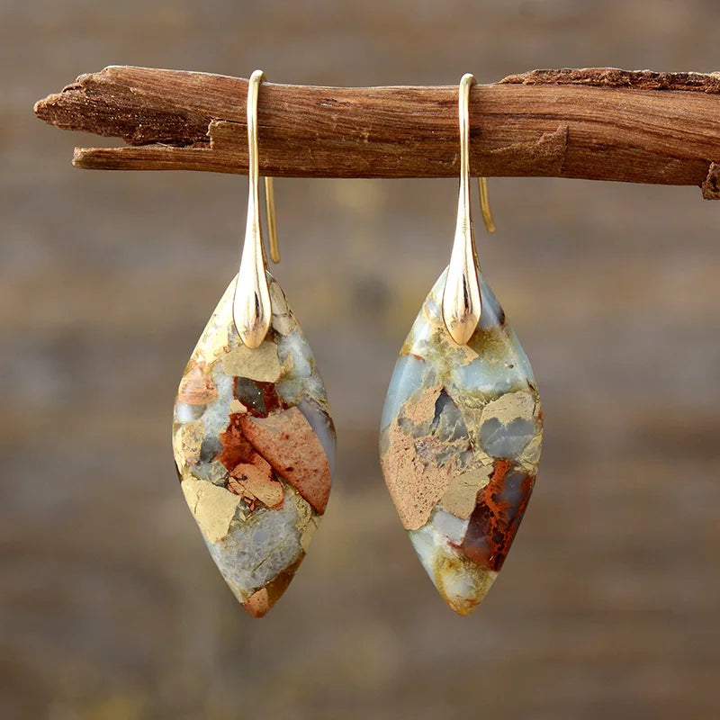 Pendientes de piedra natural en forma de lágrima