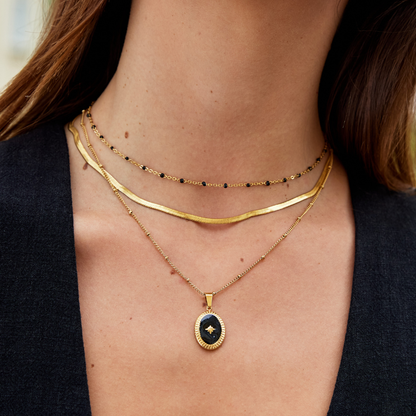 Collar de cadena de serpiente en oro