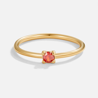 Anillos de oro con piedra de nacimiento
