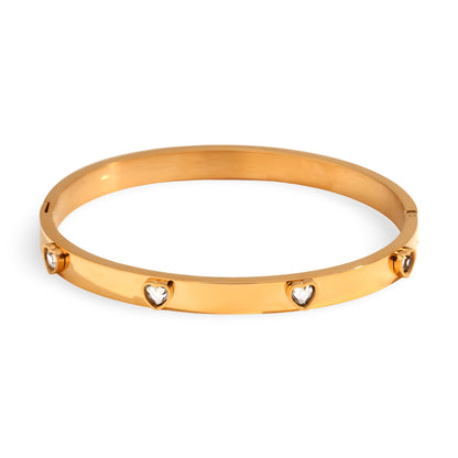 Pulsera con corazones