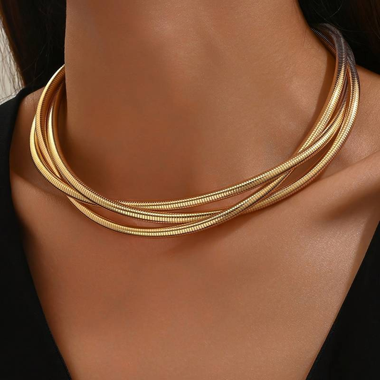 Collar de capas múltiples vintage elegante en oro para un estilo excepcional