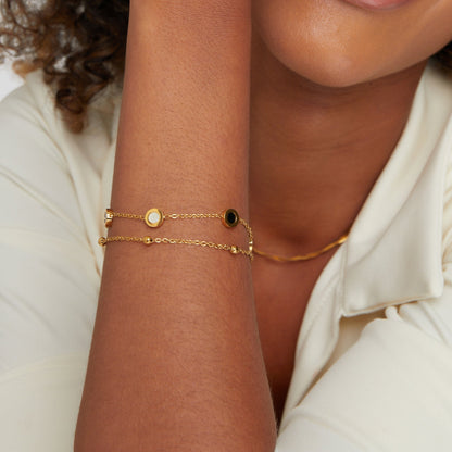 Pulsera de piedra blanca y negra