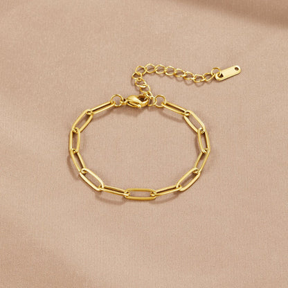 Pulsera con clip en oro