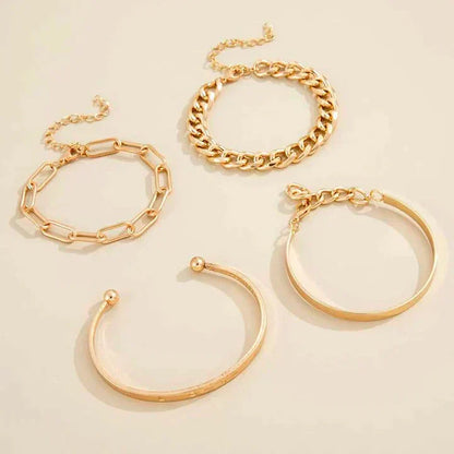 Elegante set de pulseras de oro